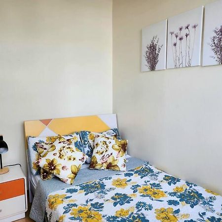 Bgc Fresh & Cozy Studio Near Burgos Circle With Fast Internet Connection Manila Bagian luar foto